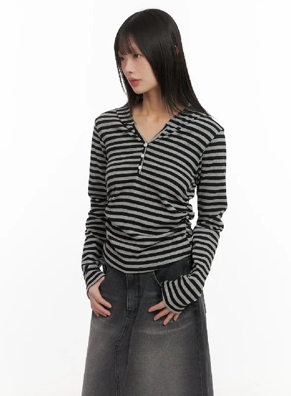 Branded SweatshirtsStriped Hooded Top CD430