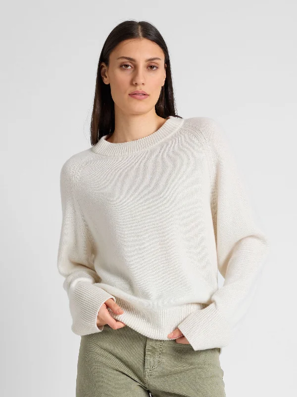 Scoop Neck Knit TopsCashmere sweater "Signy" - white