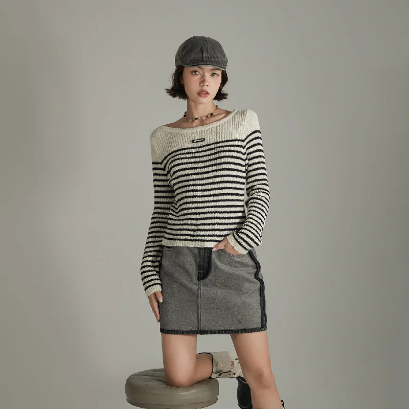 Pocketed Knit TopsSimple Stripe Knit Sweater